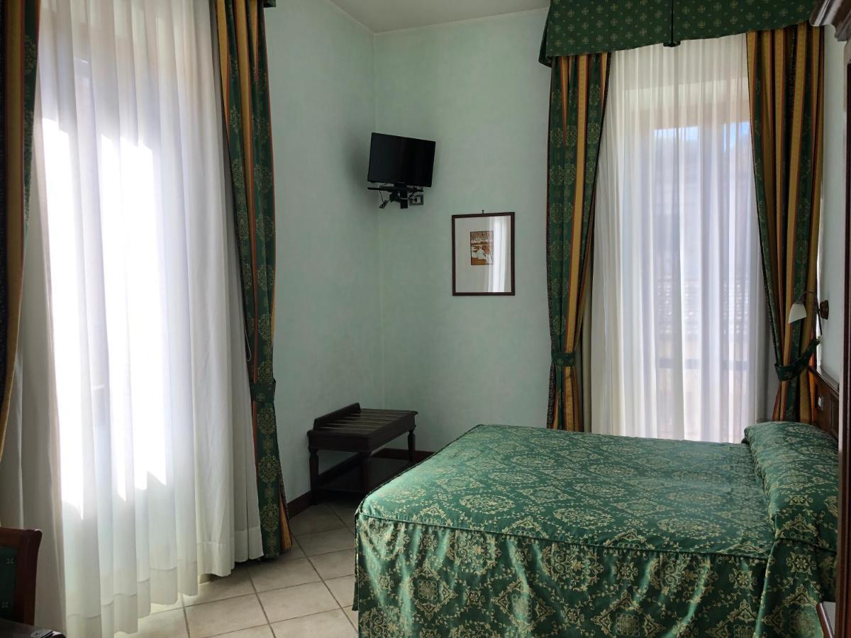 Hotel Zodiaco Bolsena Esterno foto