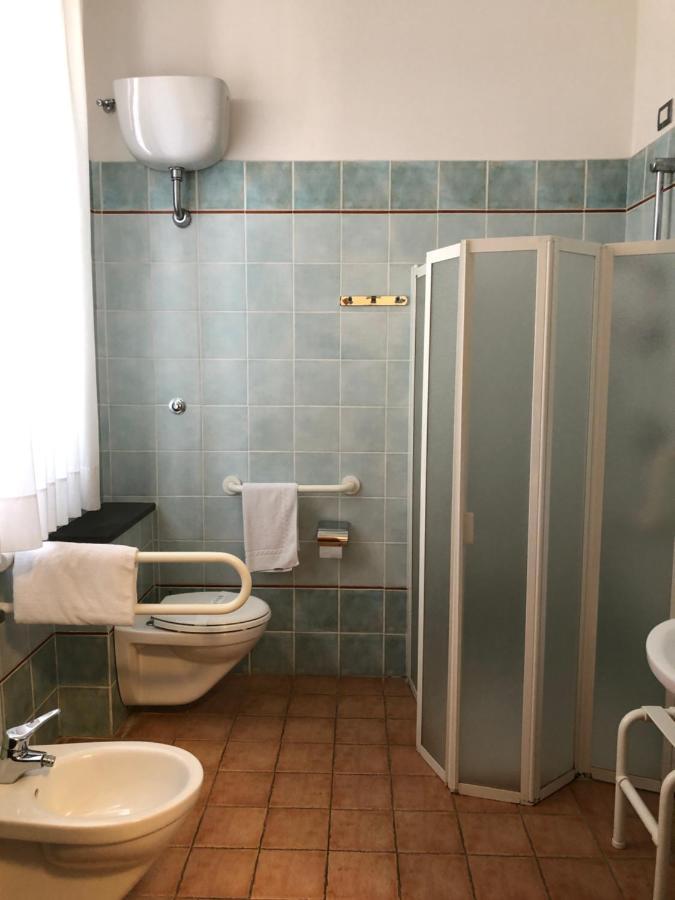 Hotel Zodiaco Bolsena Esterno foto