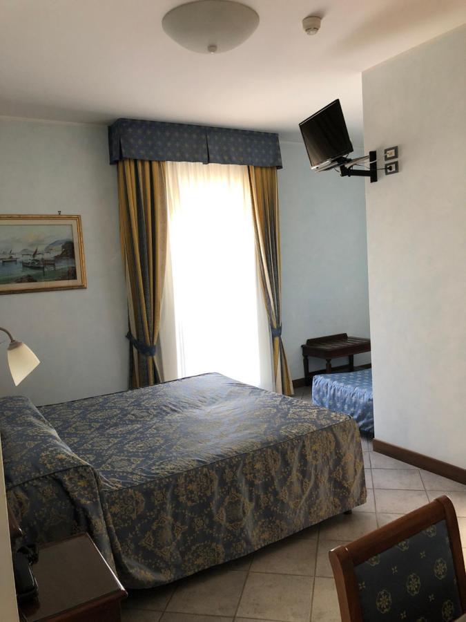 Hotel Zodiaco Bolsena Esterno foto