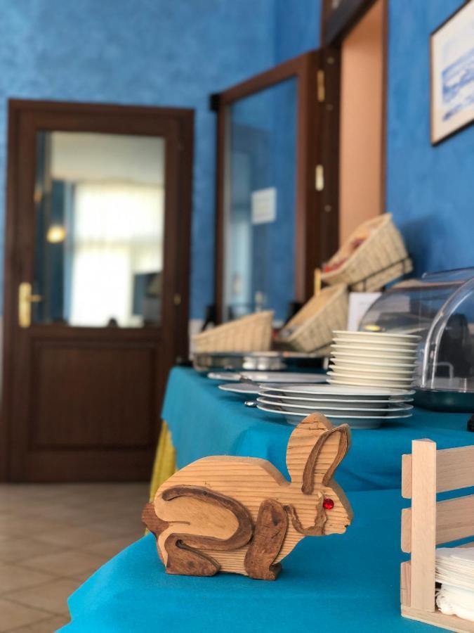 Hotel Zodiaco Bolsena Esterno foto