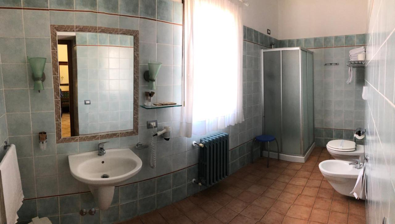 Hotel Zodiaco Bolsena Esterno foto